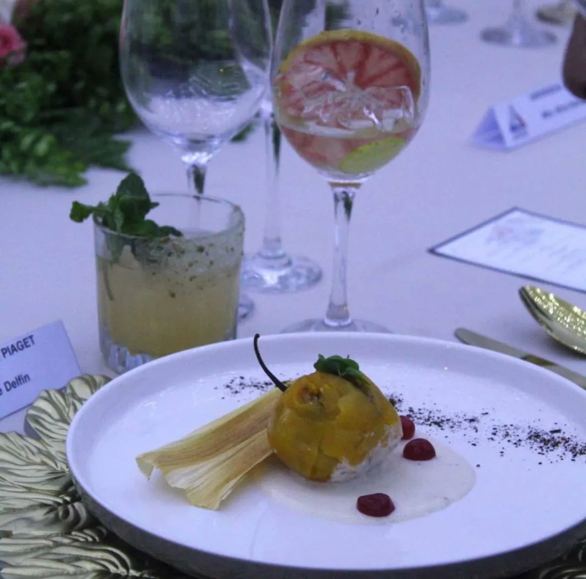 Entrada gourmet con presentación sofisticada